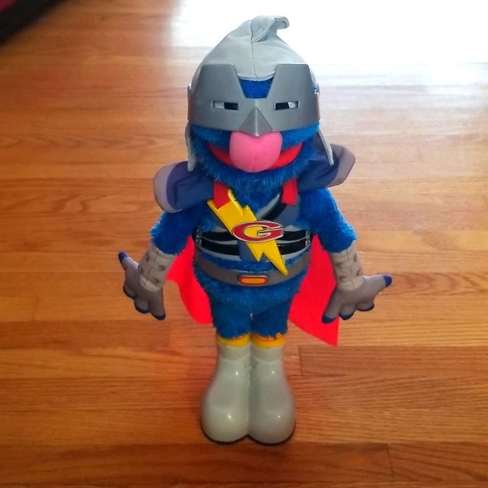 FLYING SUPER  GROVER 2.0 Talking collectable by Hasbro 2011